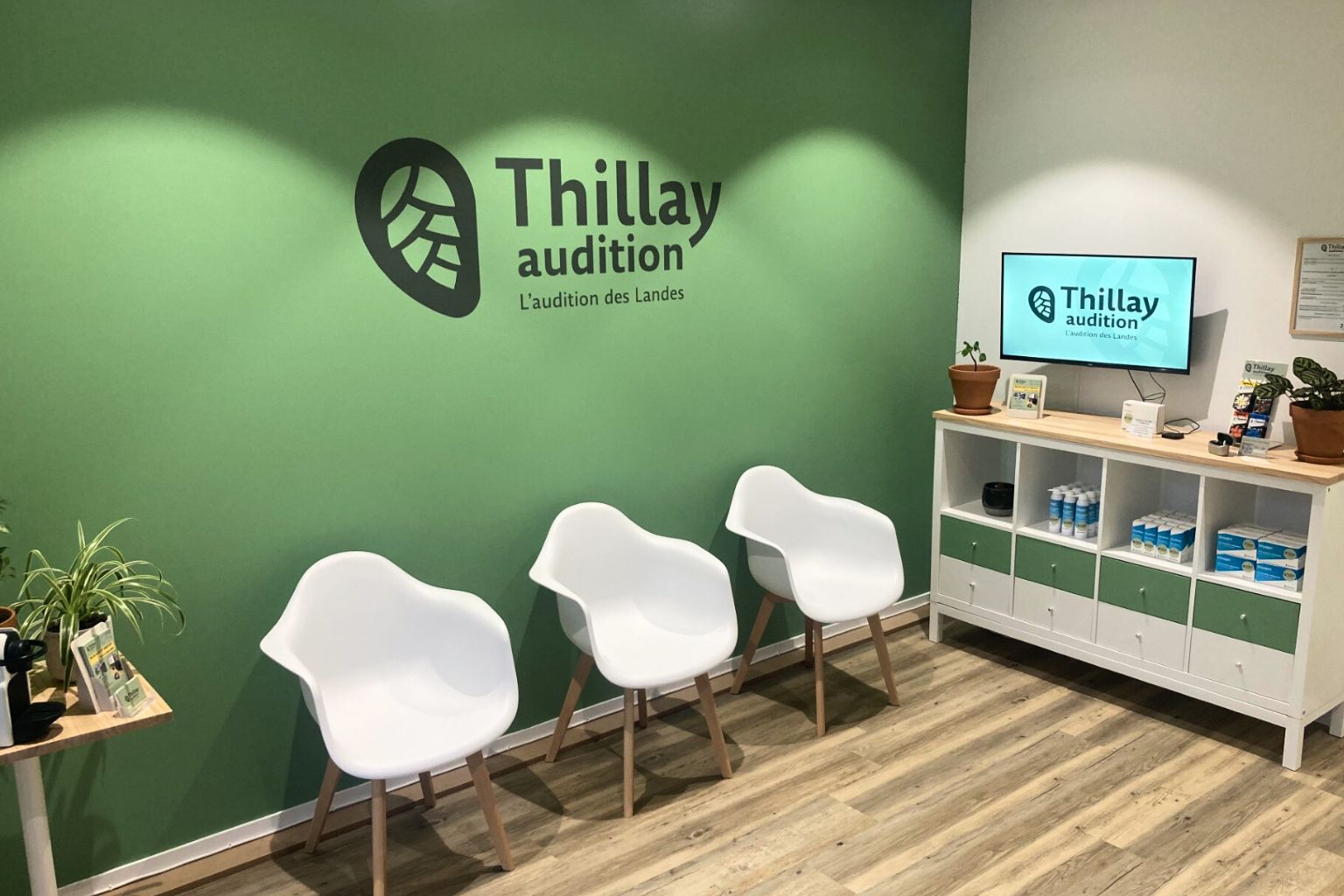 Salle d’attente du centre auditif Thillay Audition à Mées dans les Landes